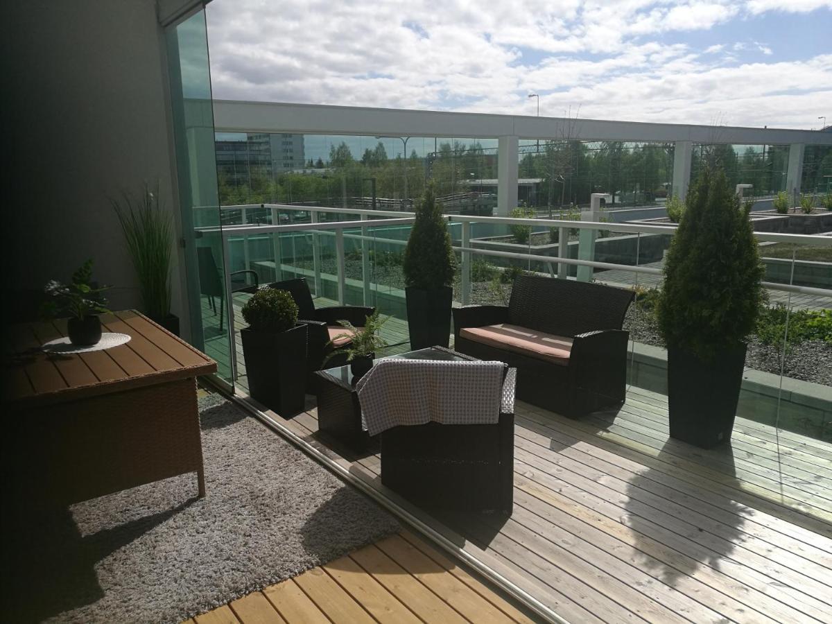Starhomes Double Lux 8 Oulu Exteriér fotografie